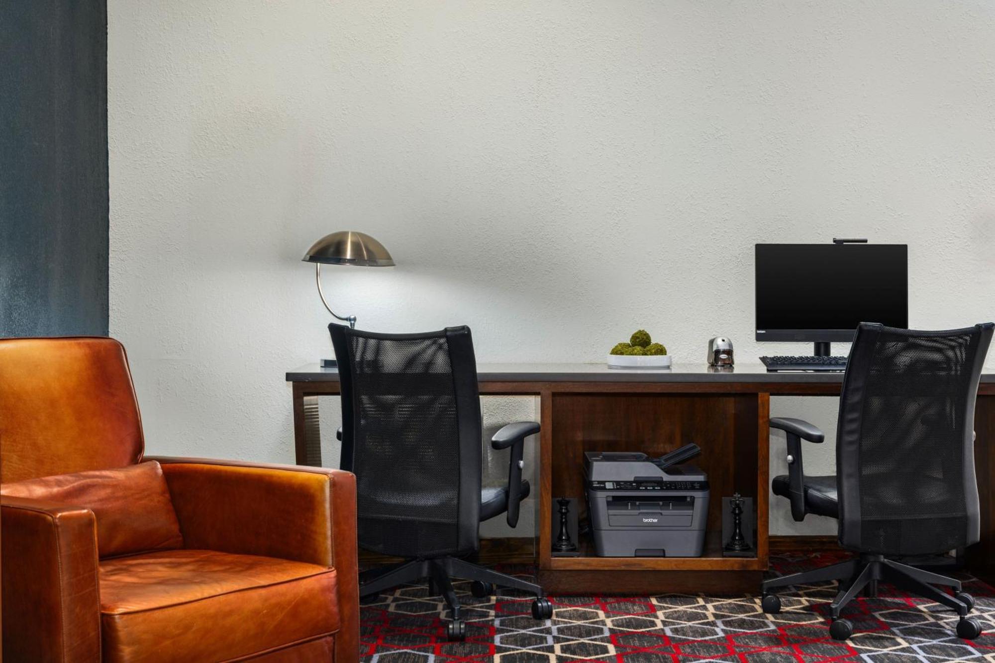 Four Points By Sheraton Greensboro Airport Kültér fotó
