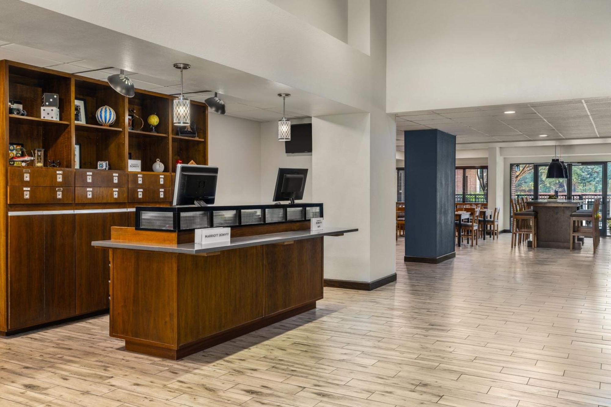 Four Points By Sheraton Greensboro Airport Kültér fotó