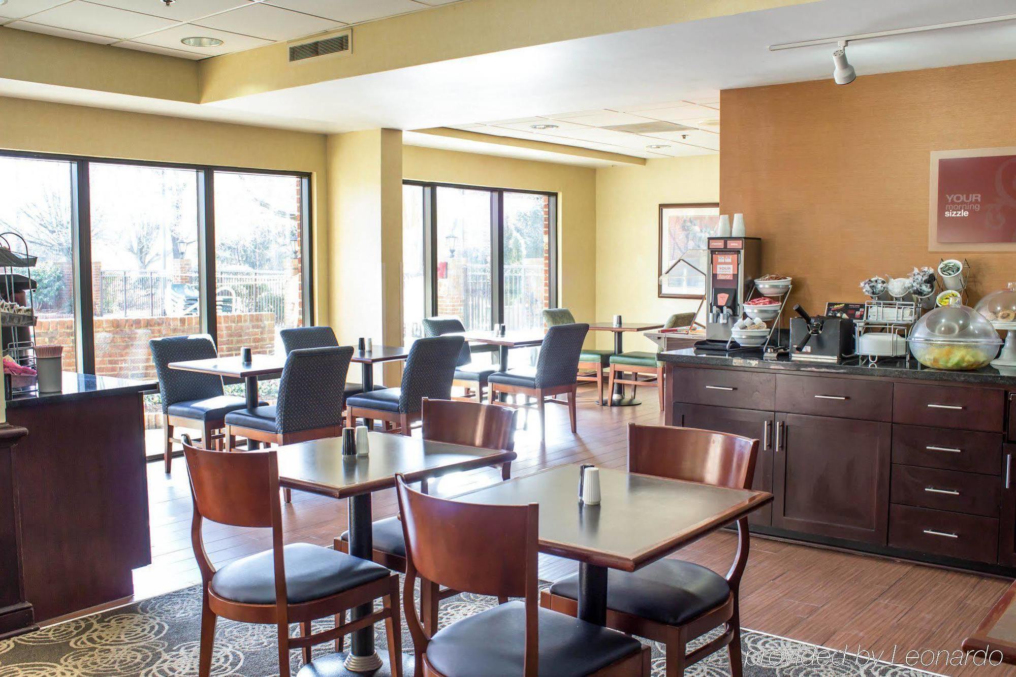 Four Points By Sheraton Greensboro Airport Kültér fotó