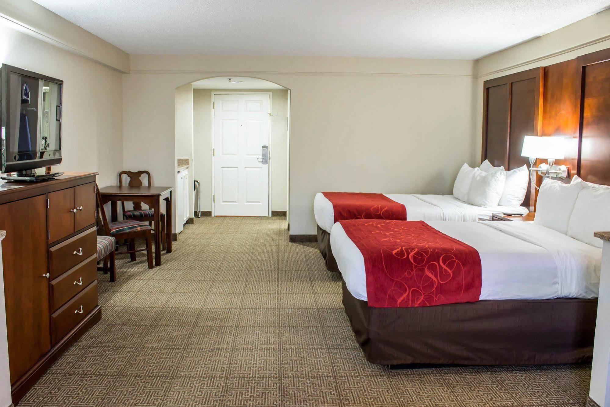 Four Points By Sheraton Greensboro Airport Kültér fotó